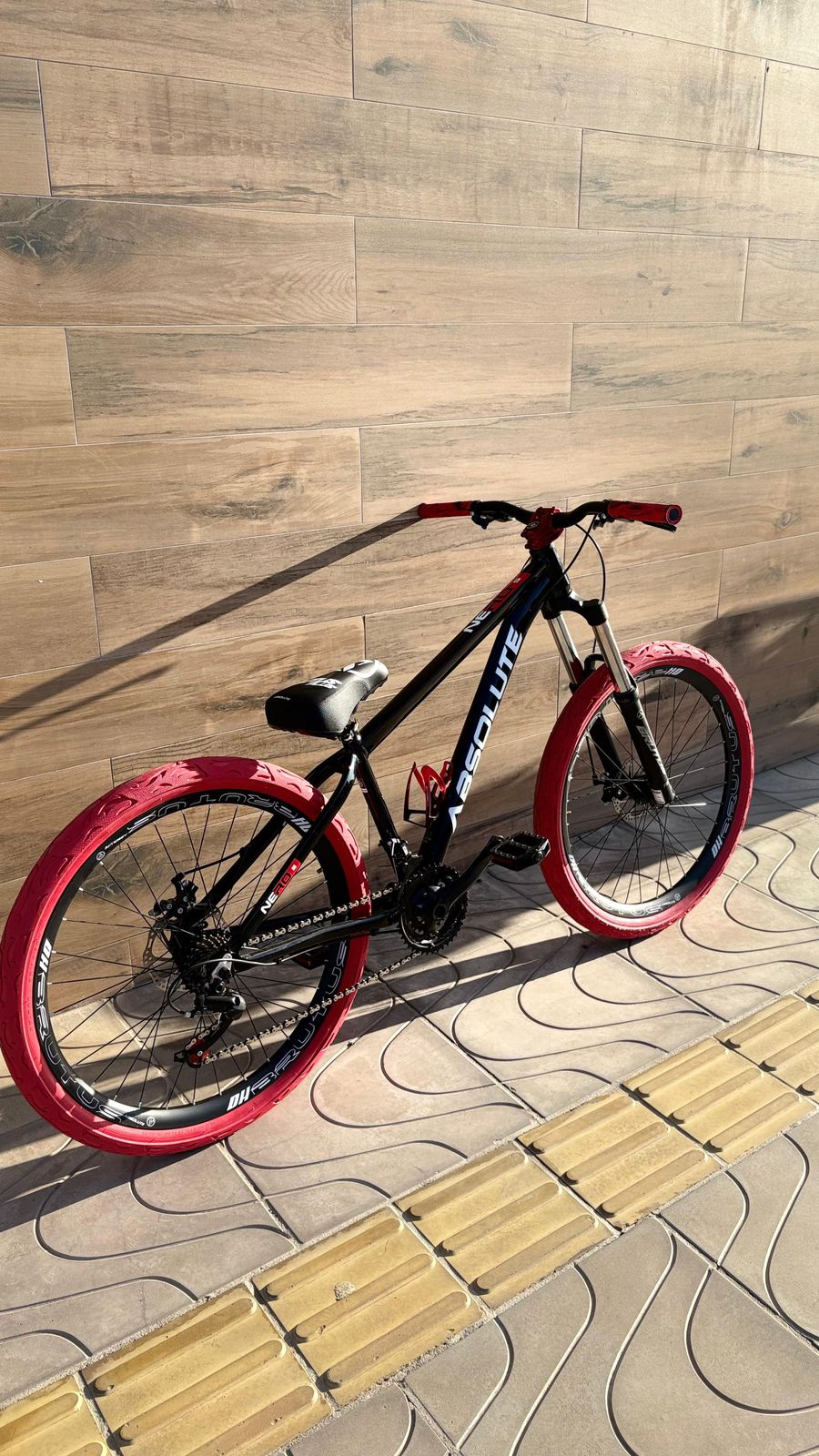 BICICLETA ABSOLUTE NERO 5 ARO 26 – STUNT / URBANA MULTIVELOCIDAD